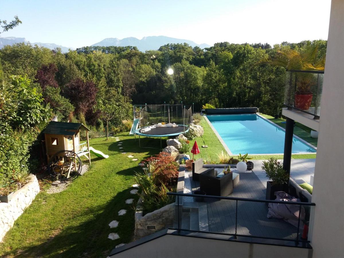 Chambres, Cuisine, Piscine, Spa, Billards, Airhockey, Nature Fillinges ภายนอก รูปภาพ