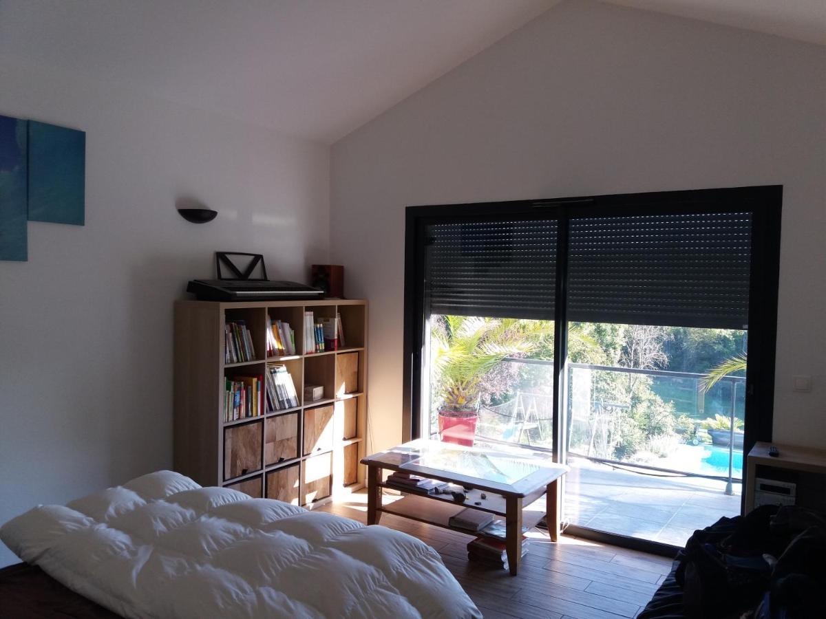 Chambres, Cuisine, Piscine, Spa, Billards, Airhockey, Nature Fillinges ภายนอก รูปภาพ