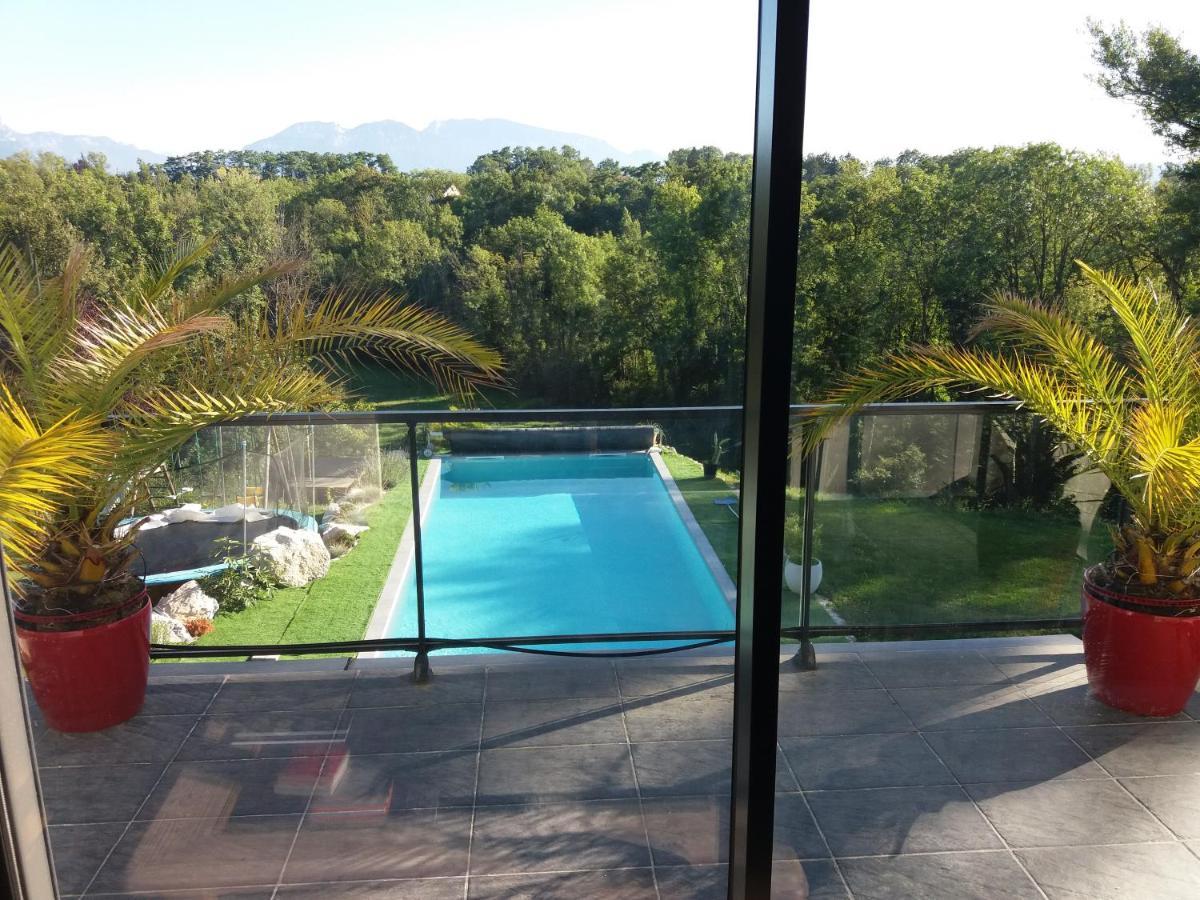 Chambres, Cuisine, Piscine, Spa, Billards, Airhockey, Nature Fillinges ภายนอก รูปภาพ